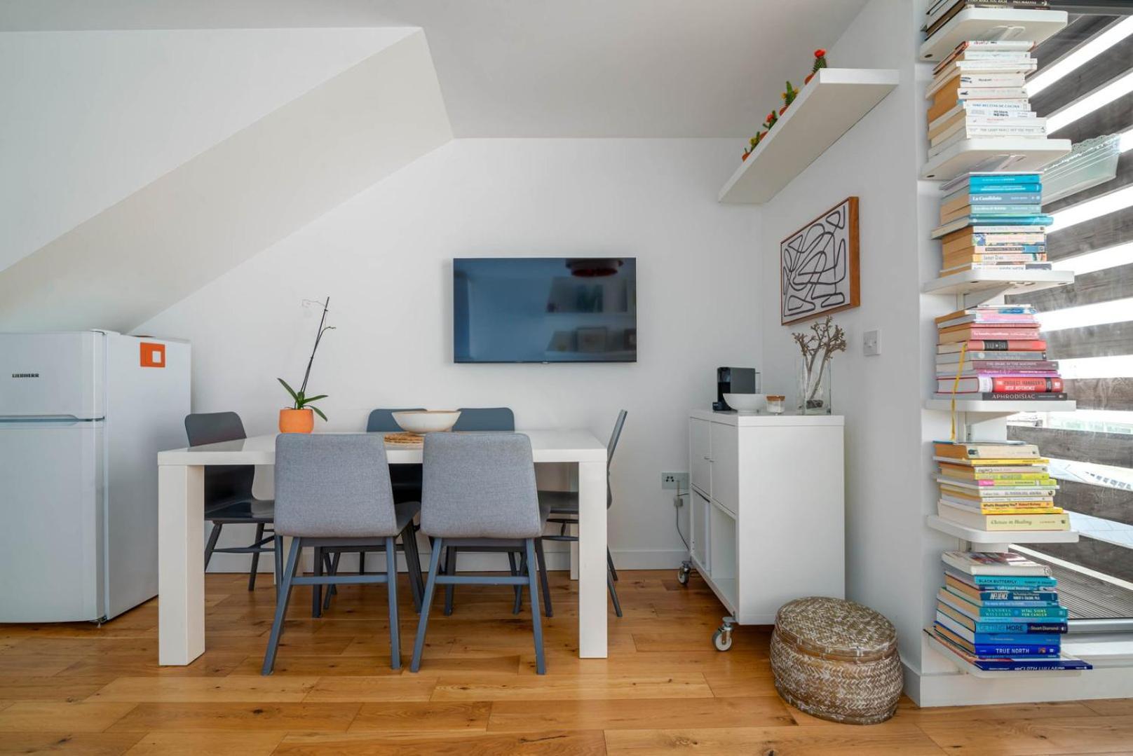 Guestready - Stylish With Skyline Views * London